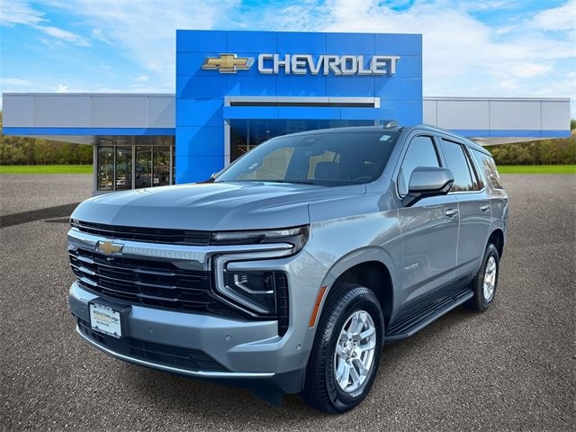 2025 Chevrolet Tahoe LS's photo