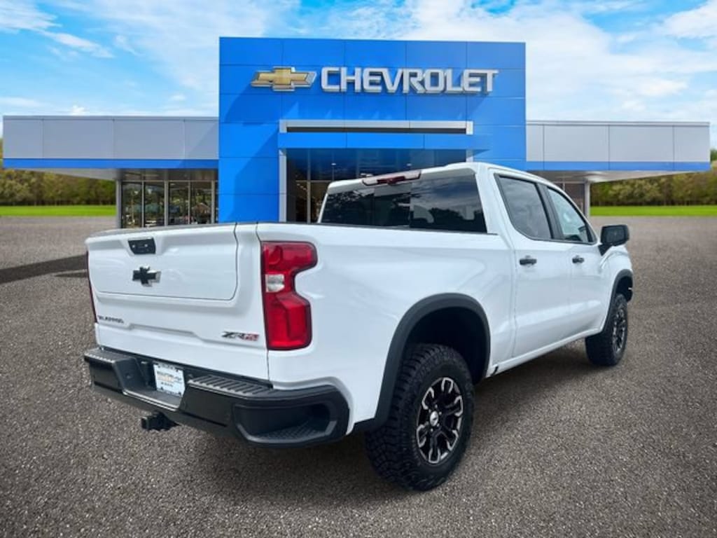New 2026 Chevrolet Silverado 1500 ZR2 Truck
