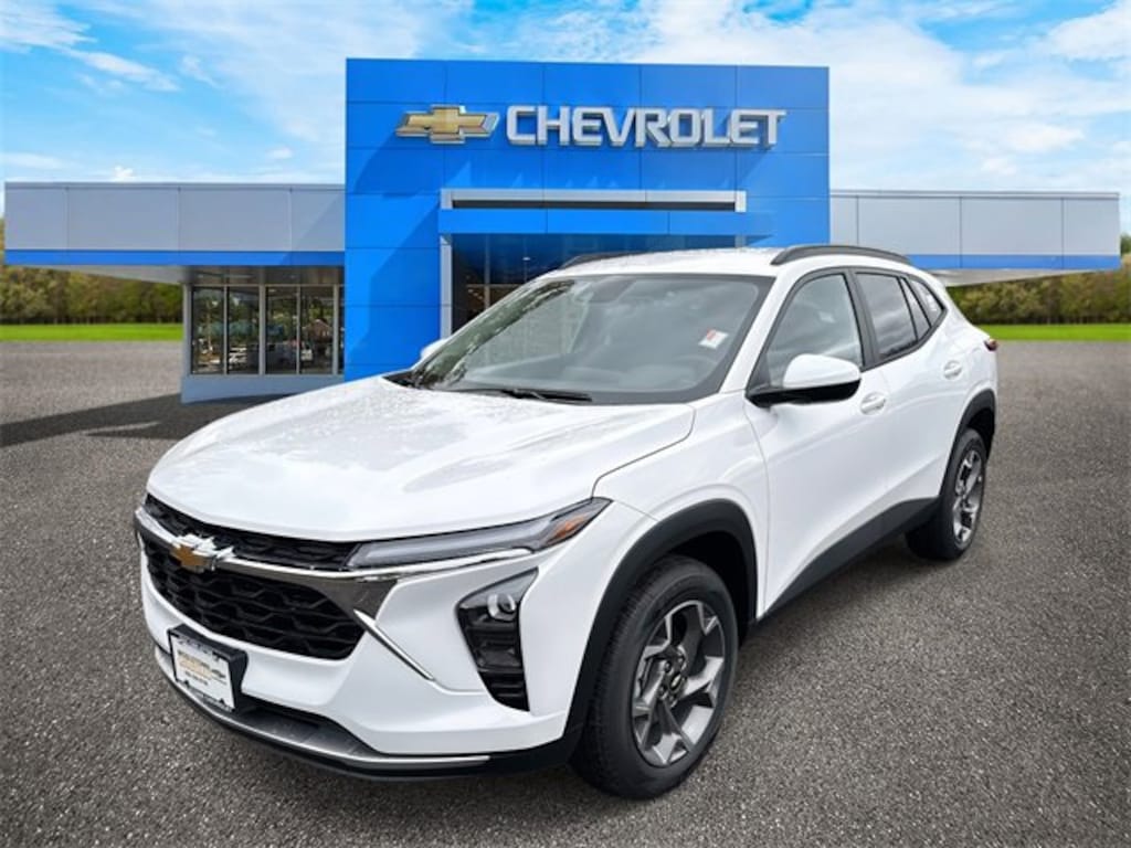 New 2025 Chevrolet Trax LT SUV