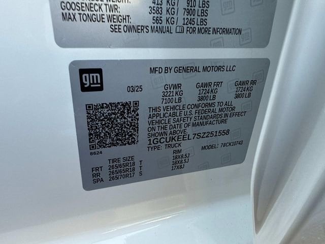 2025 Chevrolet Silverado 1500 RST - Photo 25