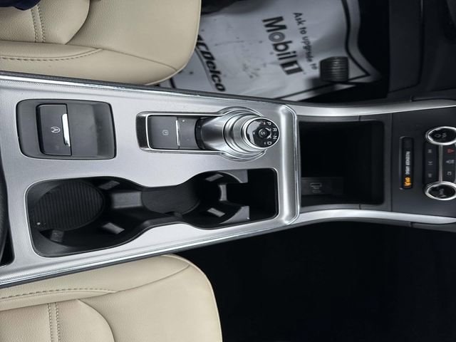 2022 Ford Edge SEL - Photo 20