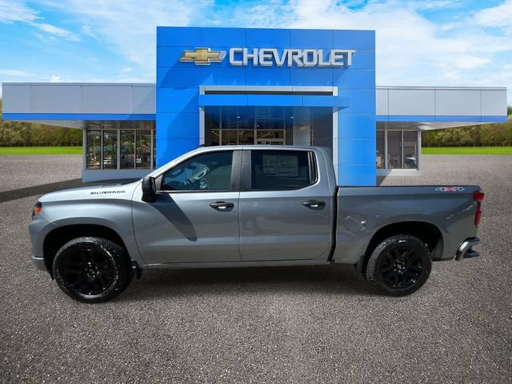 New 2026 Chevrolet Silverado 1500 Custom Truck