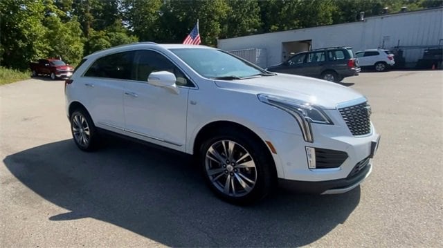 Used 2020 Cadillac XT5 Premium Luxury with VIN 1GYKNFRS6LZ197655 for sale in Middletown, CT