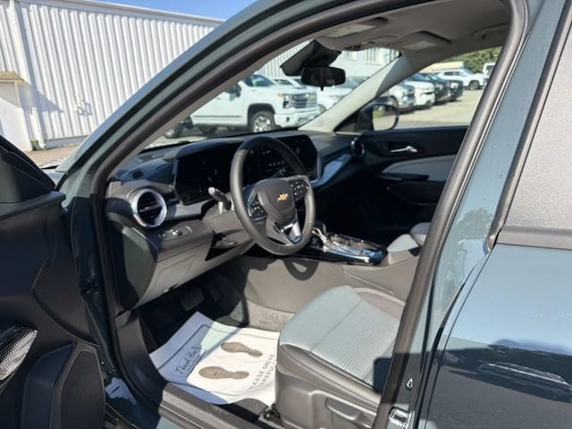 2026 Chevrolet Trax LT - Photo 12