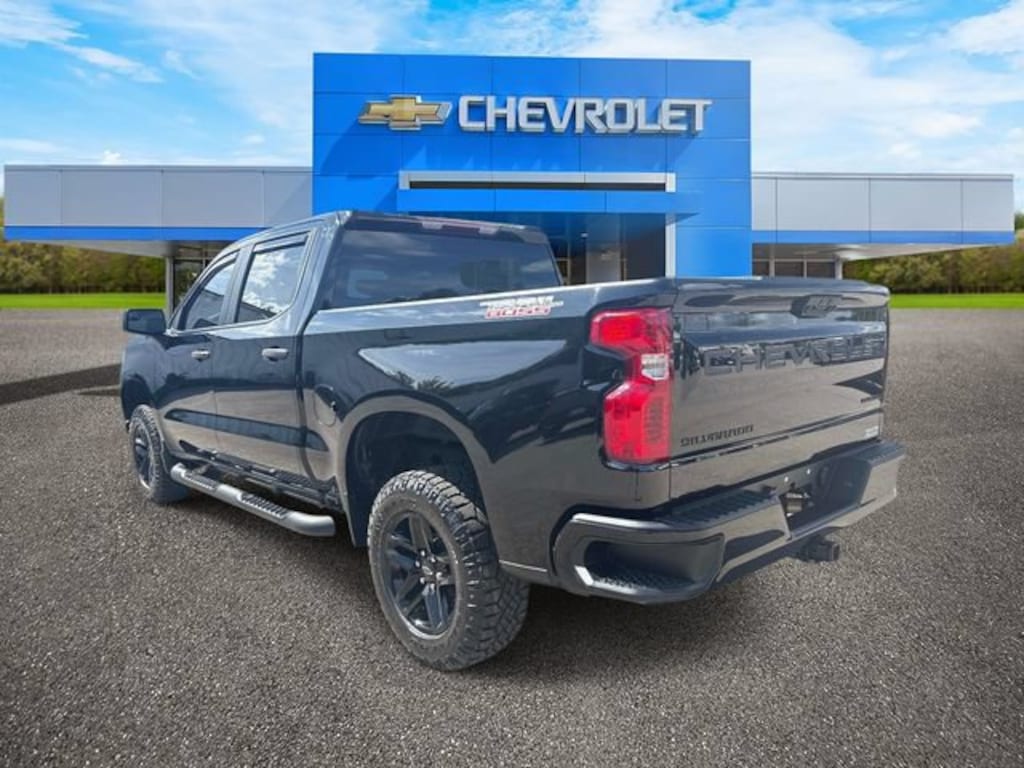 Used 2023 Chevrolet Silverado 1500 Custom Trail Boss Truck Crew Cab