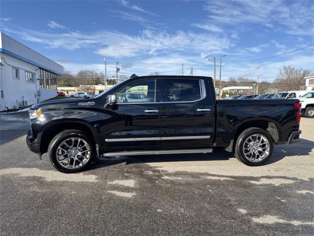 New 2025 Chevrolet Silverado 1500 High Country Truck