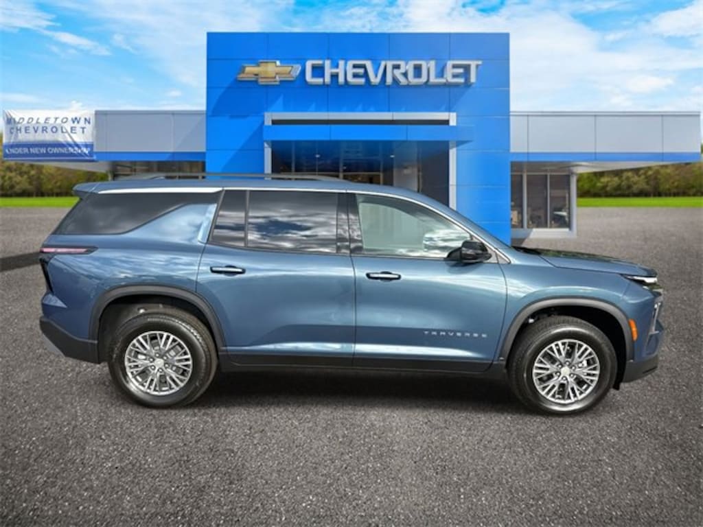 New 2026 Chevrolet Traverse LT SUV