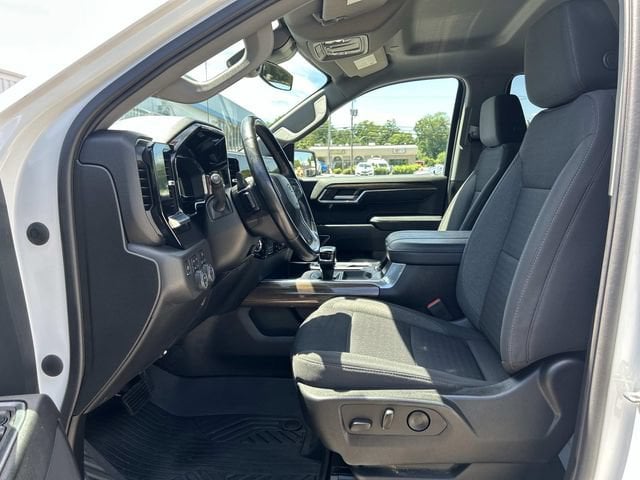 2023 Chevrolet Silverado 1500 RST - Photo 14