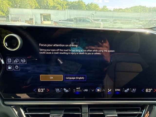 2025 Chevrolet Equinox EV RS - Photo 15