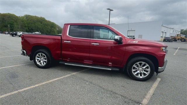 Used 2022 Chevrolet Silverado 1500 Limited LTZ with VIN 3GCUYGED3NG162075 for sale in White River Junction, VT