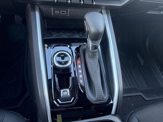 2026 Chevrolet Colorado LT - Photo 16