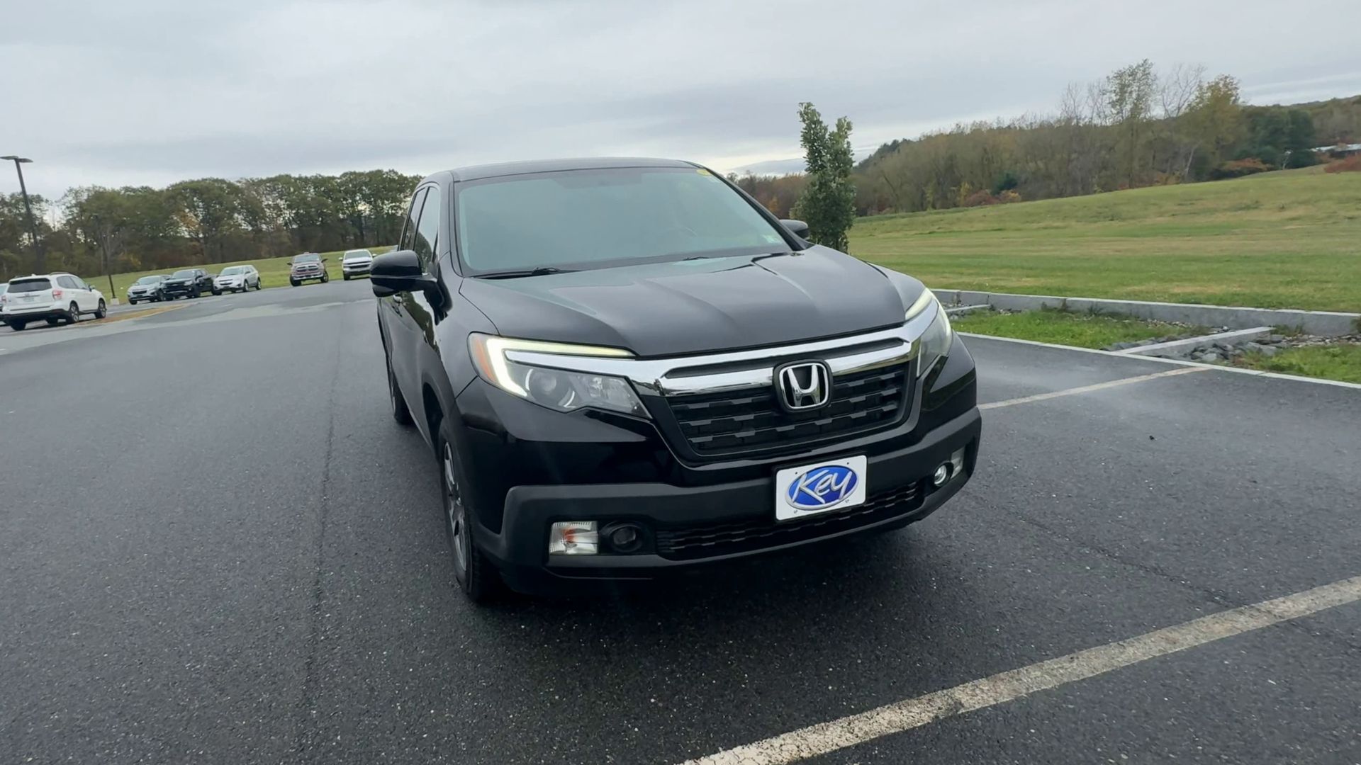 2017 Honda Ridgeline RTL-T photo 3