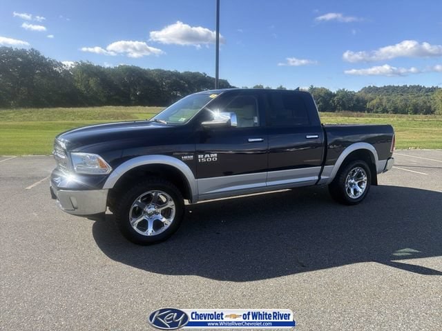 Used 2016 RAM Ram 1500 Pickup Laramie with VIN 1C6RR7NT2GS185943 for sale in Hartford, VT