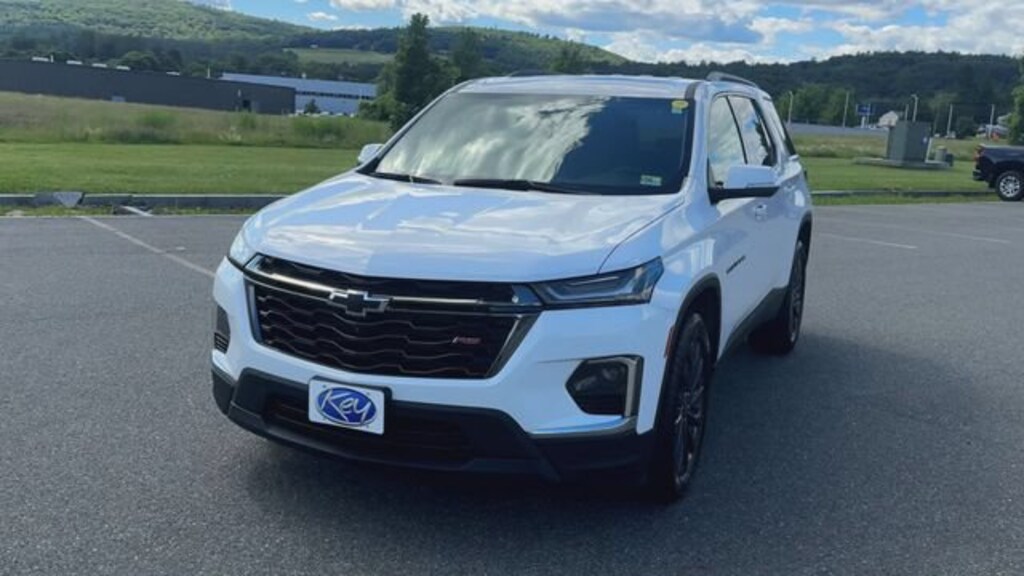 Used 2023 Chevrolet Traverse RS SUV