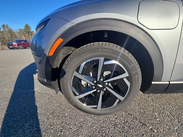 2026 Chevrolet Equinox EV 2LT - Photo 34