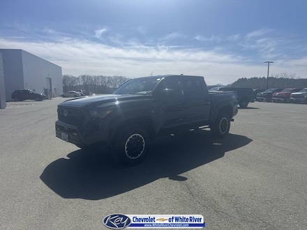 2024 Toyota Tacoma 4WD SR5