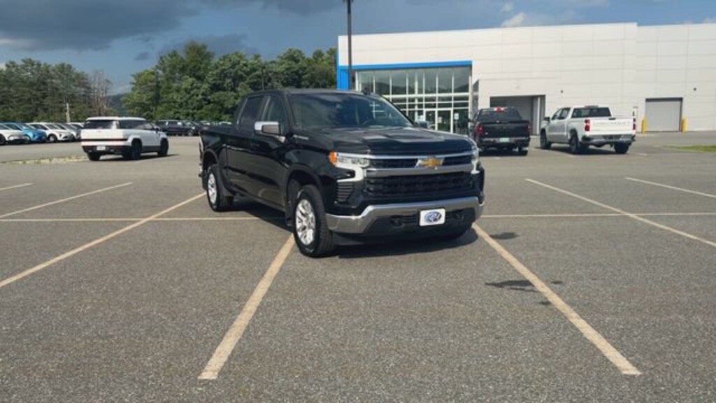 Used 2024 Chevrolet Silverado 1500 LT Truck