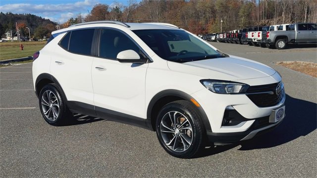 Used 2021 Buick Encore GX Select with VIN KL4MMESL3MB115786 for sale in Hartford, VT