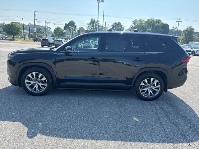 2024 Toyota Grand Highlander Limited photo 3