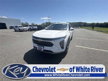 2025 Chevrolet Trax LT SUV