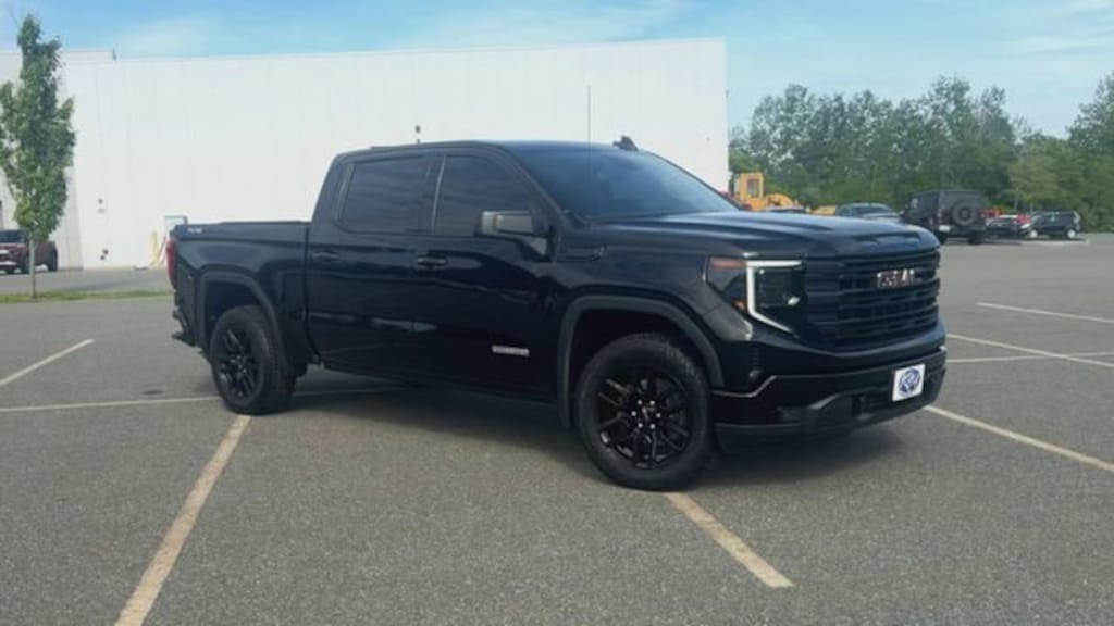 Used 2024 GMC Sierra 1500 Elevation Truck