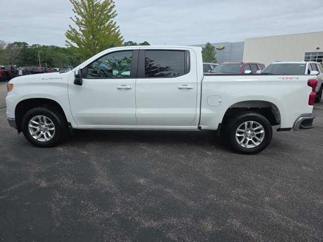 2023 Chevrolet Silverado 1500 LT photo 2