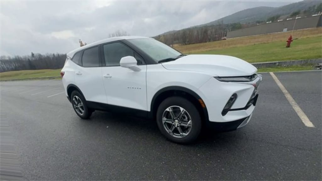 New 2025 Chevrolet Blazer 2LT SUV