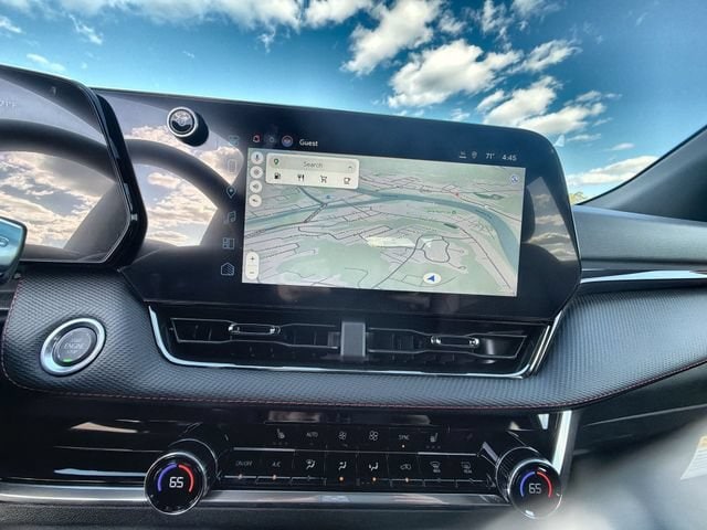 2027 Chevrolet Equinox RS - Photo 13