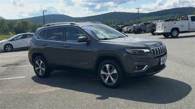 Used 2020 Jeep Cherokee Limited with VIN 1C4PJMDX8LD642439 for sale in White River Junction, VT