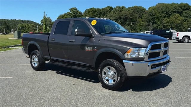 Used 2018 RAM Ram 2500 Pickup Tradesman with VIN 3C6UR5CL8JG403481 for sale in White River Junction, VT