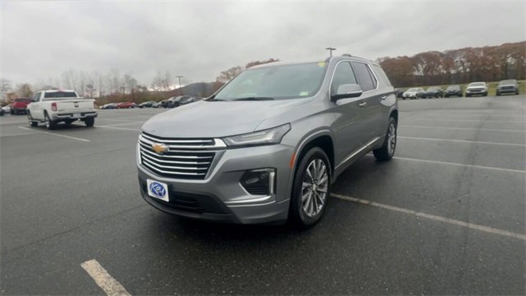 Used 2023 Chevrolet Traverse Premier SUV