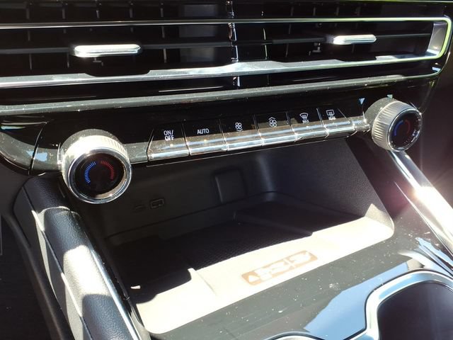 2026 Chevrolet Traverse LT - Photo 18