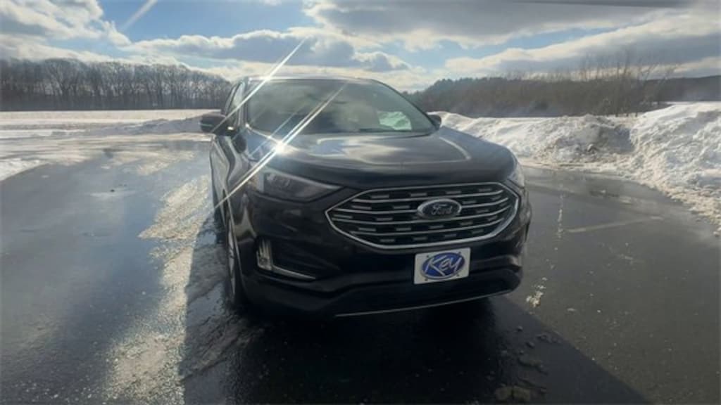 Used 2023 Ford Edge Titanium
