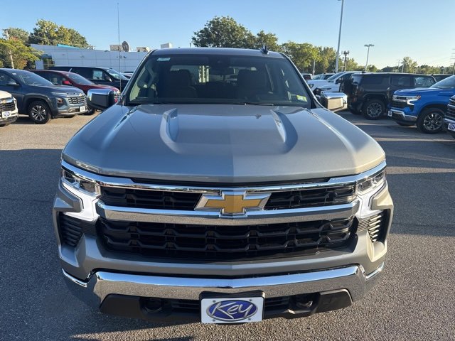 2026 Chevrolet Silverado 1500 LT photo 2