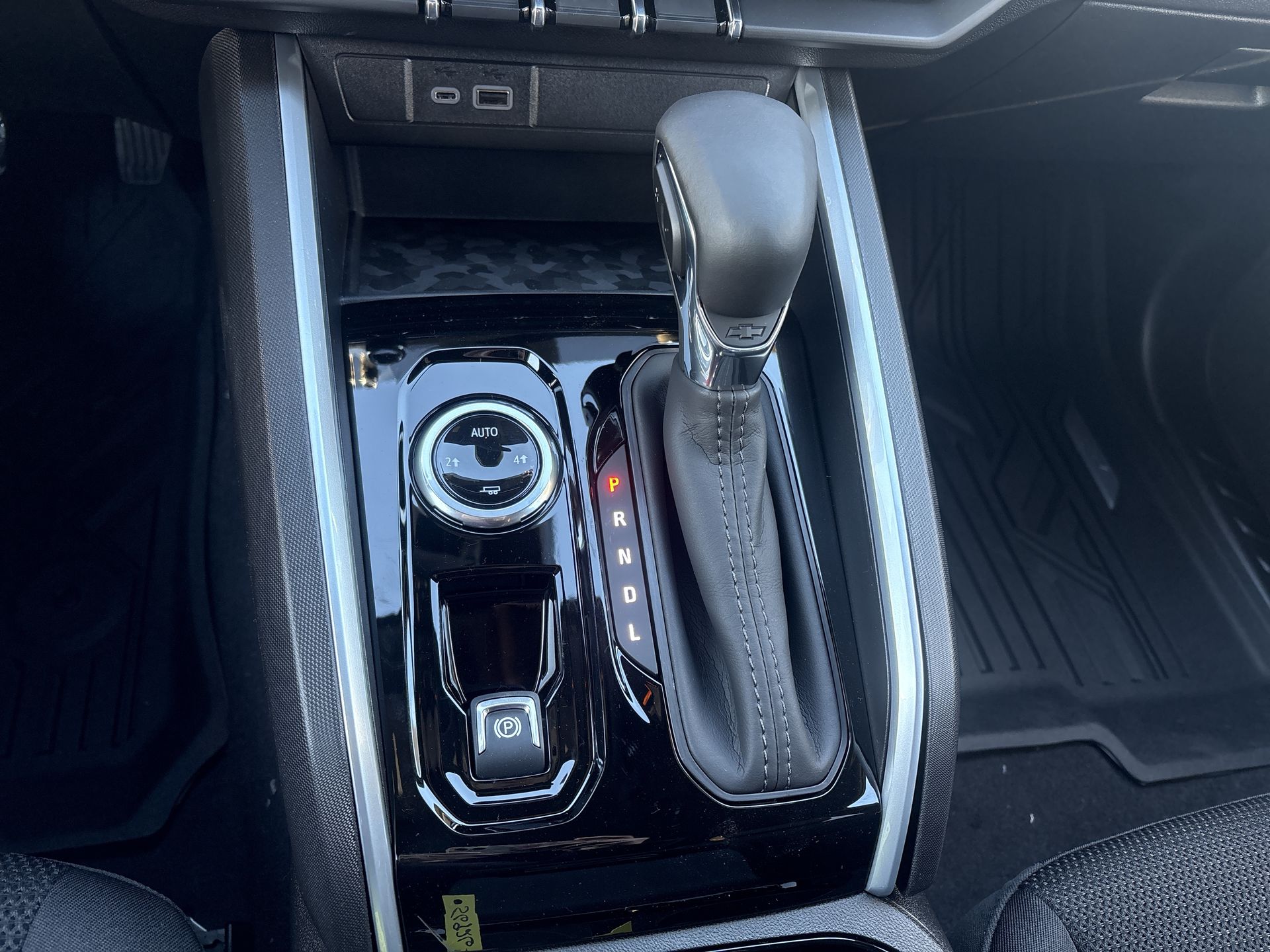 2026 Chevrolet Colorado LT - Photo 76
