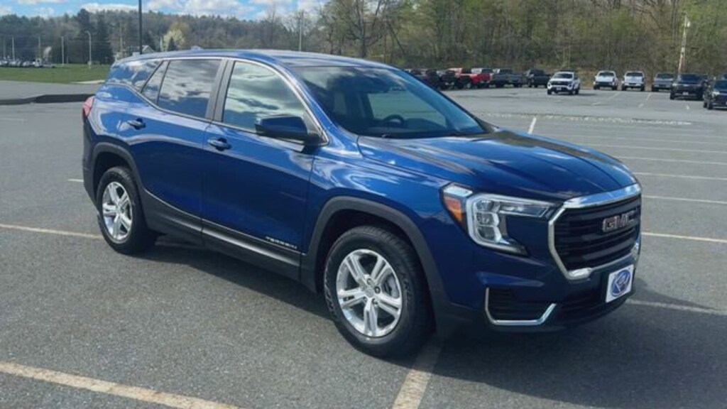 Used 2022 GMC Terrain SLE SUV