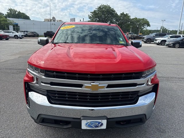 2022 Chevrolet Silverado 1500 LT photo 2
