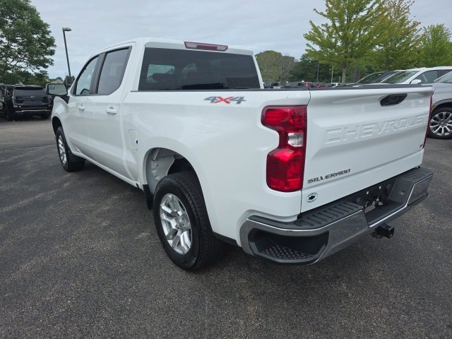 2023 Chevrolet Silverado 1500 LT photo 3