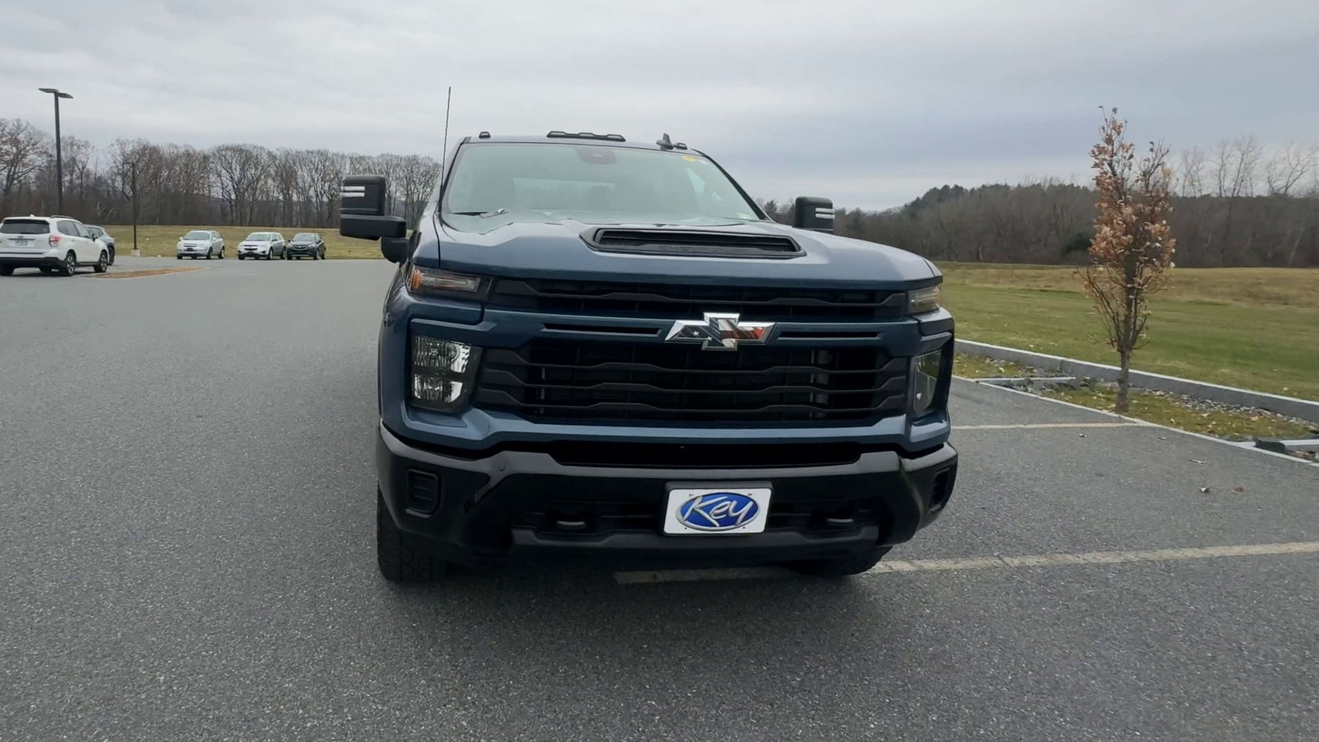 2024 Chevrolet Silverado 2500HD Custom photo 3