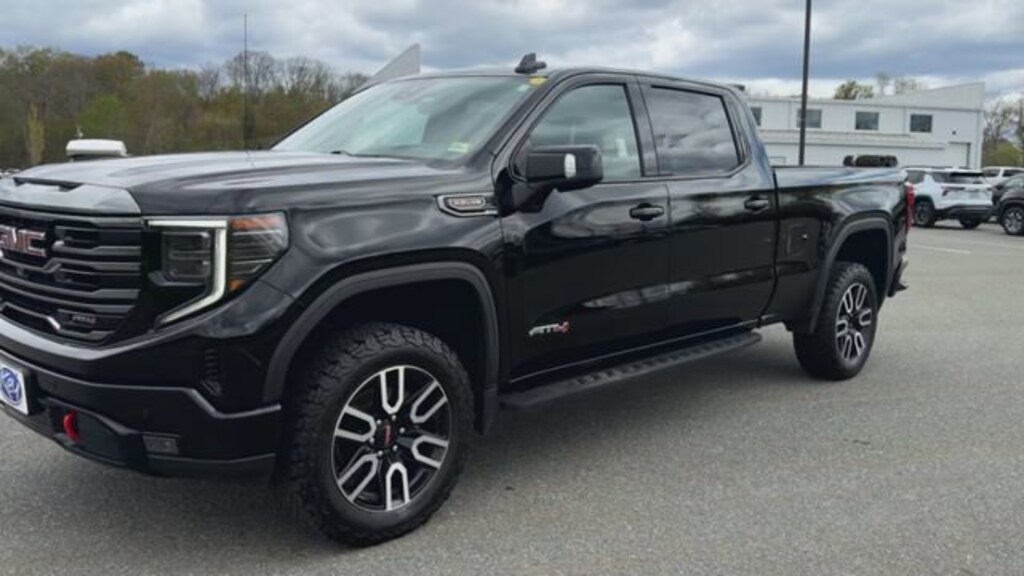 Used 2022 GMC Sierra 1500 AT4 Truck