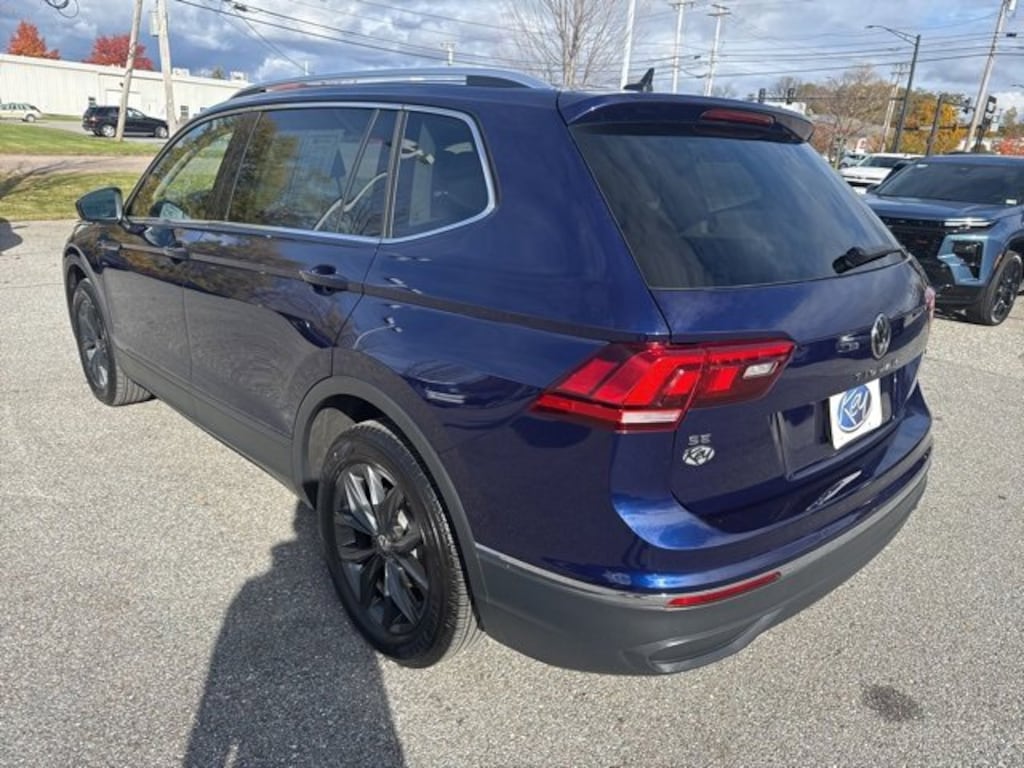 Used 2024 Volkswagen Tiguan SE