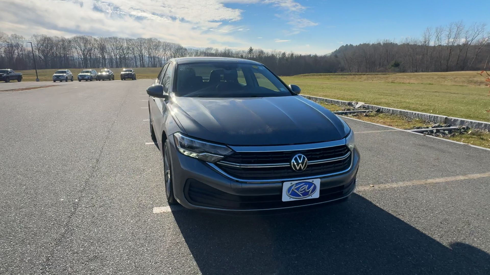 2023 Volkswagen Jetta 1.5T SE photo 3