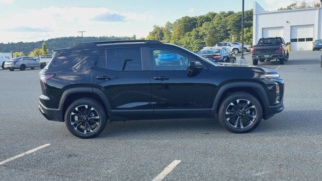 2027 Chevrolet Equinox RS - Photo 8