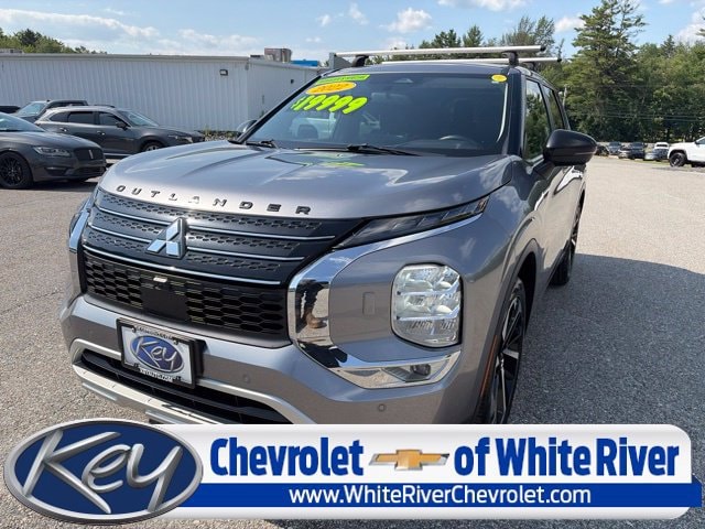Used 2022 Mitsubishi Outlander SE with VIN JA4J4UA87NZ024443 for sale in Hartford, VT