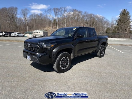 2024 Toyota Tacoma 4WD SR5