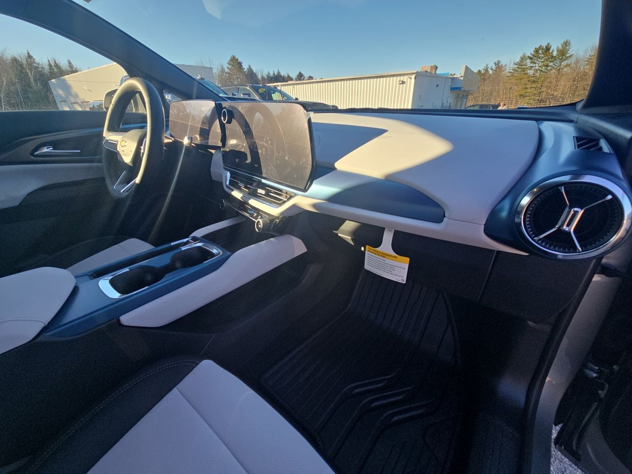 2026 Chevrolet Equinox EV 2LT - Photo 91