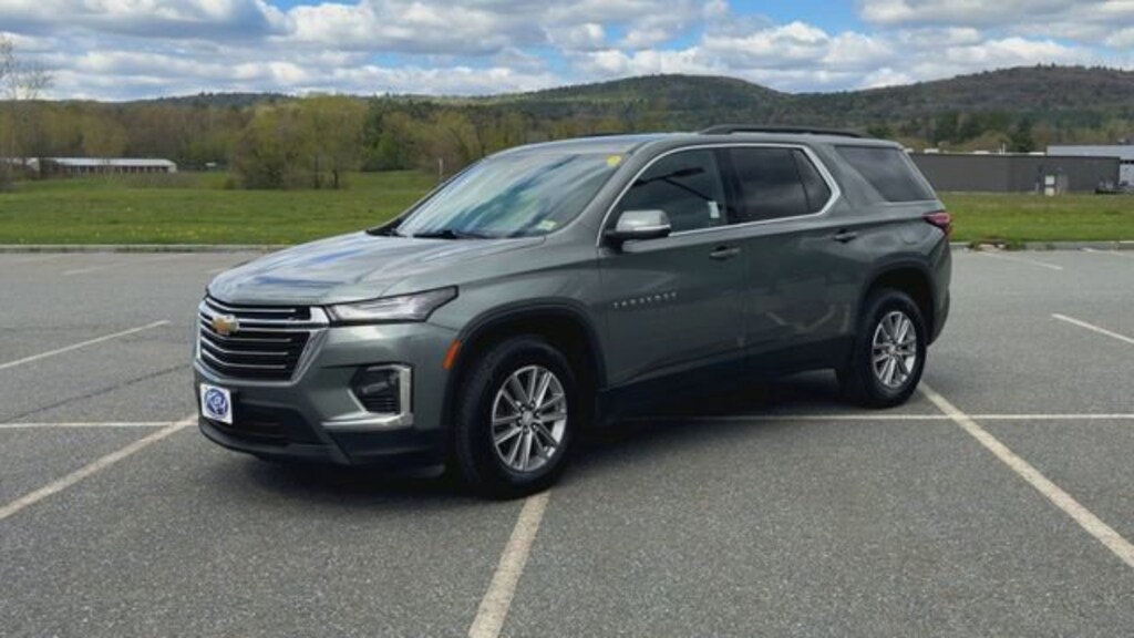 Used 2023 Chevrolet Traverse LT Leather SUV