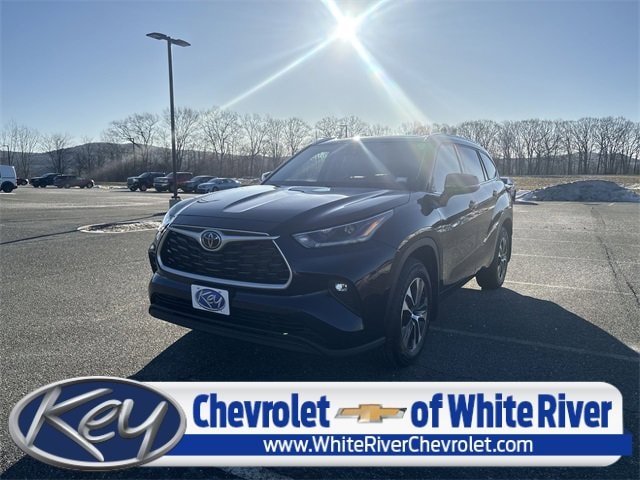 2021 Toyota Highlander XLE's photo