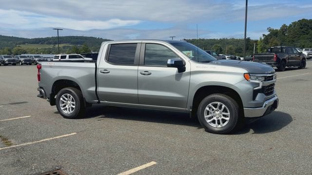 2026 Chevrolet Silverado 1500 LT - Photo 2