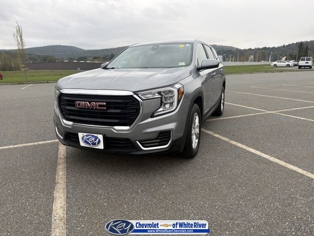 2024 GMC Terrain SLE AWD's photo